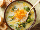 Que servir avec une soupe au brocoli et au fromage (23 meilleurs accompagnements)