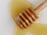 Bienfaits du miel bio dans une alimentation quotidienne