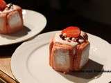 Mini charlottes aux fraises aux biscuits roses de Reims