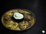 Galettes carotte, courgette, halloumi et houmous de chou-fleur
