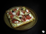 Tarte aux légumes d’été et fromage frais sur fond de cake