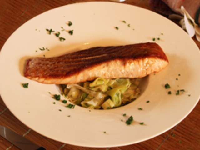 Recettes de Pavé de saumon et Fondue de poireaux