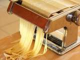 Pâtes fraîches maison pour spaghetti, tagliatelle, ravioli