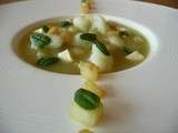 Soupe de courgette et concombre au chou-fleur et fromage frais : « Orly »
