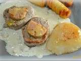 Filet mignon au foie gras avec poires au sirop