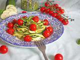 Tagliatelles de courgettes aux pesto & tomates rôties