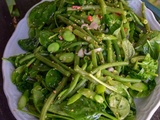 Salade verte de printemps aux asperges vertes