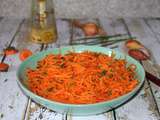 Salade de carottes râpées et sa vinaigrette au jus d'orange