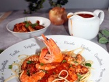Spaghettis à la sauce tomate et aux crevettes