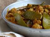 Curry choux fleur, poulet et pois gourmands