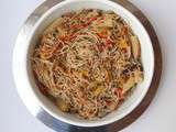 Stir-fried chicken & noodles