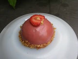 Dôme fraise & praliné