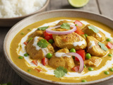 Poulet au curry et lait de coco facile : recette prête en 30 minutes