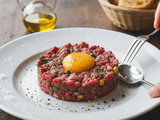 Steak tartare recette traditionnelle : le classique réussi à la maison