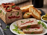 Terrine aux tomates séchées : un apéritif estival irrésistible