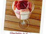 Charlotte de fraises en verre