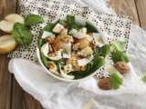 Salade d’automne: épinard, poire, fourme d’ambert, noix