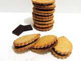 Biscuits sablés fourrés comme des Princes - Chocolate stuffed biscuits