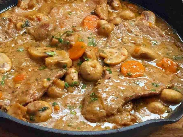 Recettes de Fricassée de veau de CommonCook