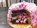 Rose cake surprise