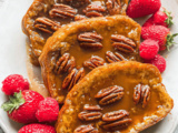 Caramel French Toast Recipe with Sweet and Crispy Layers