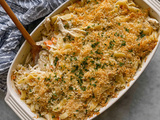 Chicken Noodle Casserole Recipe with Creamy Sauce and Crispy Topping