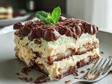 Choc Mint Crackle Cheesecake Lasagne Recipe with Layered Flavors