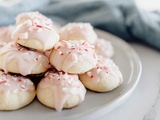 Peppermint Meltaway Cookies Recipe for Holiday Bliss