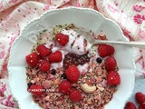 Bowl de granola aux framboises