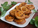 Feuilletés roulés au pesto de légumes et basilic