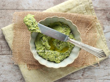 Pesto d'avocat au basilic
