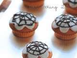 Cupcake Toile d’Araignée pour Halloween… Hahahaha