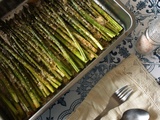 Asperges vertes rôties au four à l'ail et au parmesan