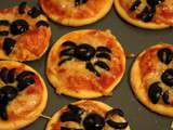 Halloween #15 - Mini pizzas araignées