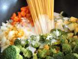 One pot pasta spaghettis au curry crémeux de brocoli et lait de coco
