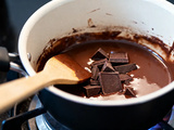 Faire fondre du chocolat : 5 astuces pour ne pas le brûler