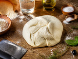 Pâte à pizza sans levure : Recette express en 30 minutes