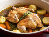 Poularde en cocotte façon grand-mère : recette facile et savoureuse