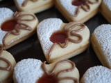 Coeurs Sablés très fondants fourrés à la confiture de fraise