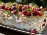Pavlova roulée aux fruits rouges & citron vert (le “nuage” crousti-moelleux)