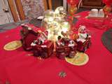 Table de Noël des bougies et des oranges