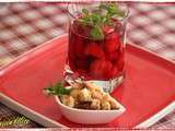 Soupe de fraises au vin rosé et basilic