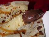 Crêpe Nutella et coulis de caramel au beurre salé