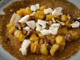 Crêpe aux pommes, meringues et amandes caramélisées