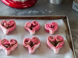 Cinnamon rolls aux cranberry en forme de coeur