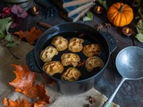 Jus de pomme chaud aux épices et aux têtes réduites pour Halloween