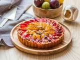 Tarte aux Prunes multicolore à la crème de noisettes