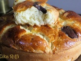 Brioche tel du coton au skyr- chocolat et zeste de citron vert