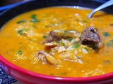 Jeri bônois (chorba) traditionnelle à l'agneau et langues d'oiseaux roulées mains