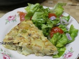 Omelette de pommes de terre au poulet- oignon- olives - cuisson au four ou à la poêle